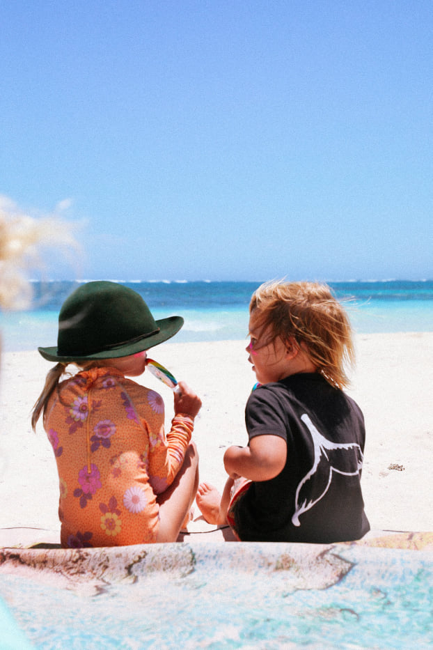 KIDS | Whale Tail Staple Tee