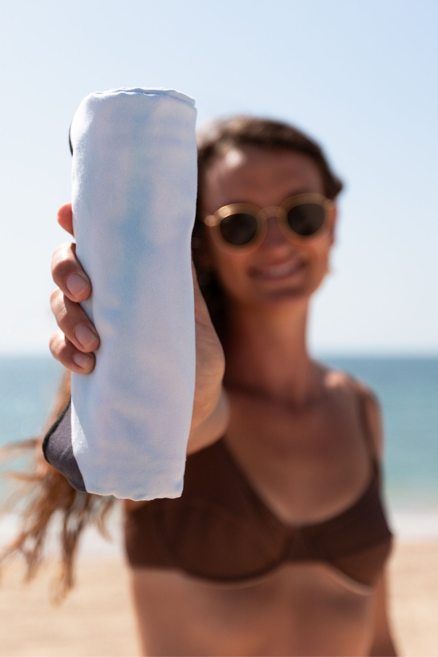 Will and Wind x Jake Wilton Tiger Shark Travel Towel. Light weight, Quick Dry, Compact, Sand Free, 160cm x 80cm
