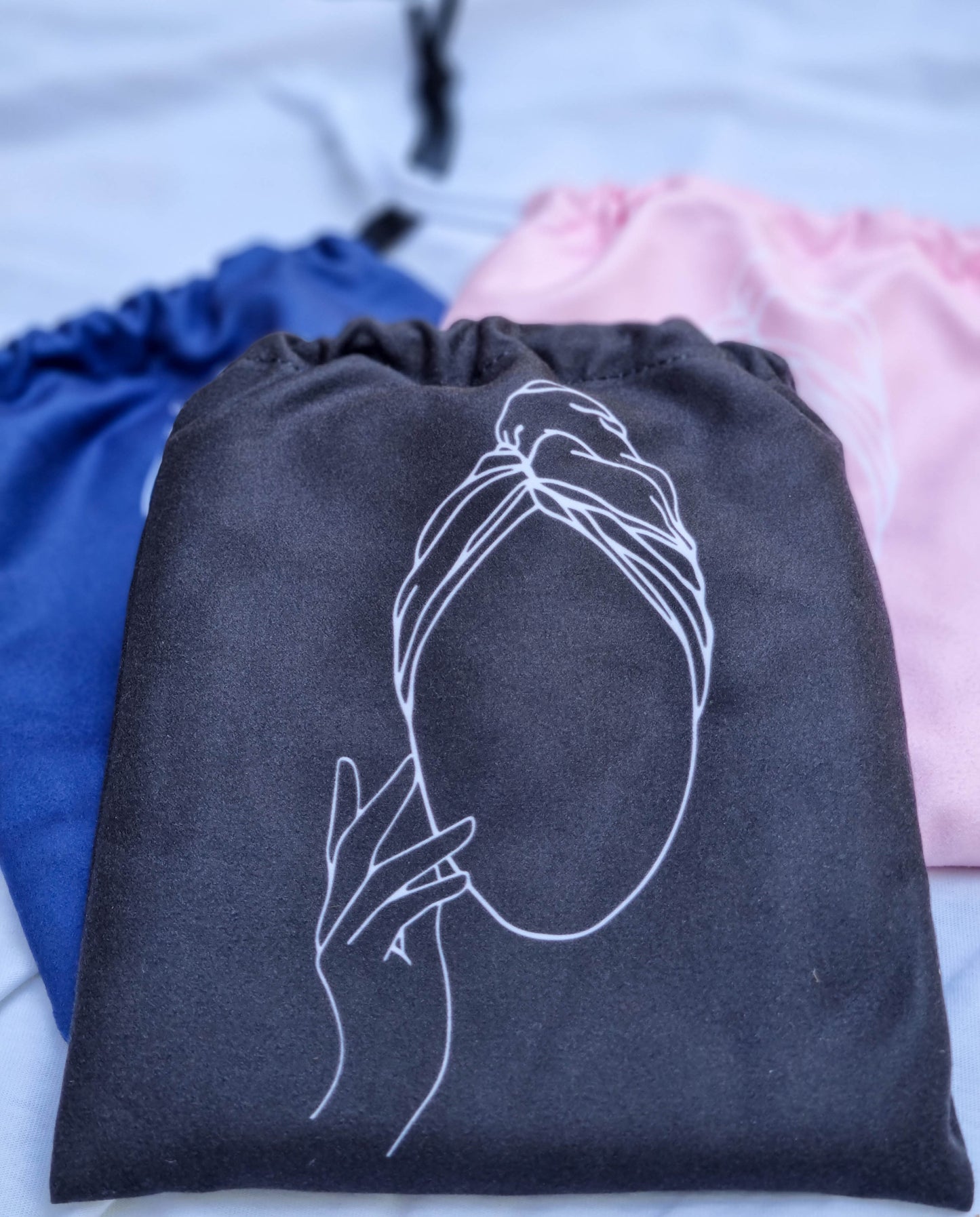 Quick Dry Hair WrapThe little sister to our Quick Dry Travel Towels ONE SIZE - Twist to fit Lightweight - Prevent neck pain from bulky towelsAbsorbent - holds 4x more water than a regular towelQuick Dry - dries within minutes, no soggy wet towels between useCompact - rolls to fit inside overnight travel bags, makeup bagsKeep wet hair off your shoulders - use post shower, bath, ocean swimsKeep hair out of face - use for skincare regime, make-up application, tanningKeep hair care products off your pillows and
