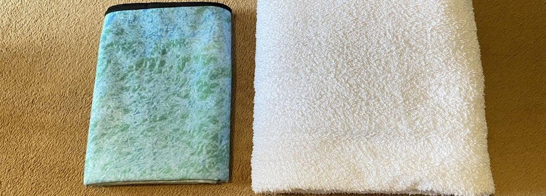 Microfibre vs Cotton Towels: Which Is Better for Beach Days?