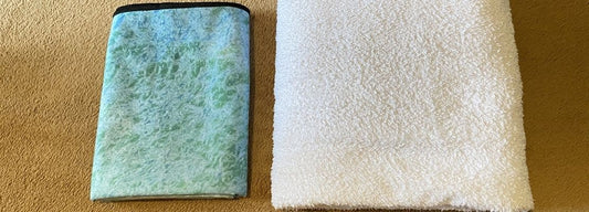 Microfibre vs Cotton Towels: Which Is Better for Beach Days?