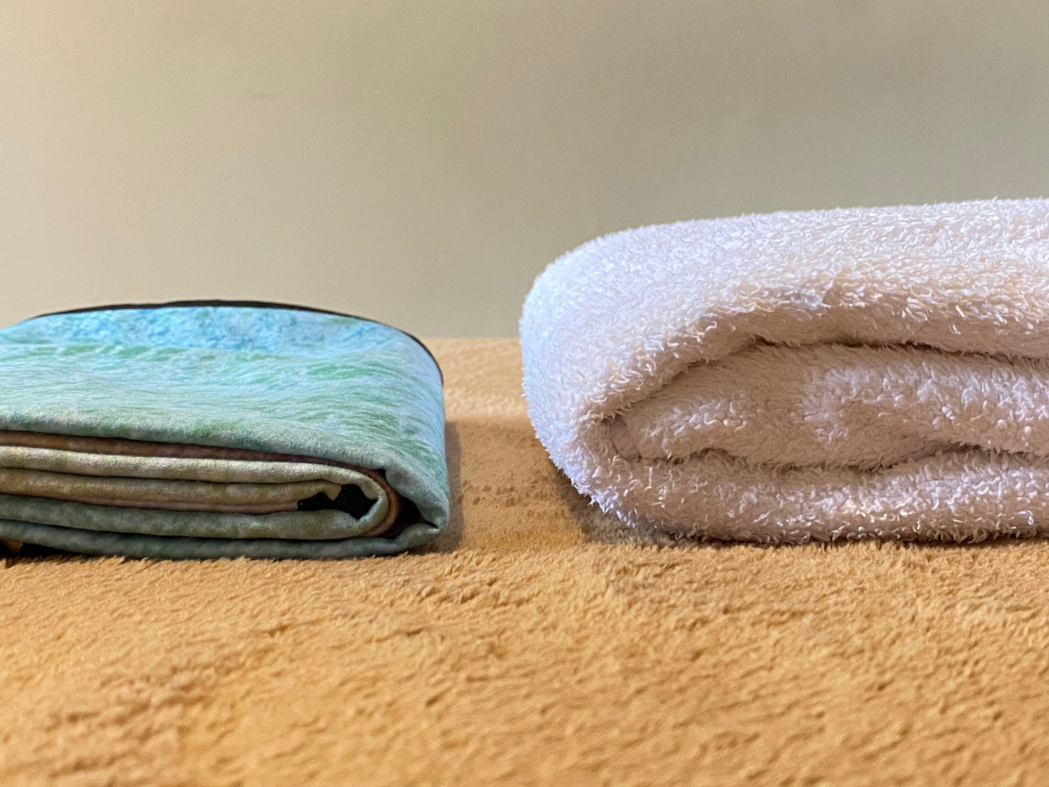 MICROFIBRE TOWELS